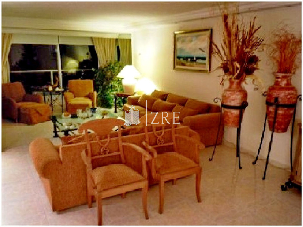 Apartamento ID.421 - Venta apartamento con vista al mar en playa mansa Punta del Este