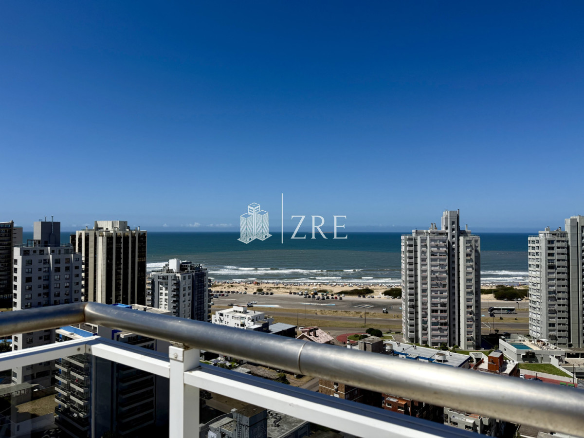 Apartamento ID.783 - Venta Penthouse 3 dormitorios Punta del Este