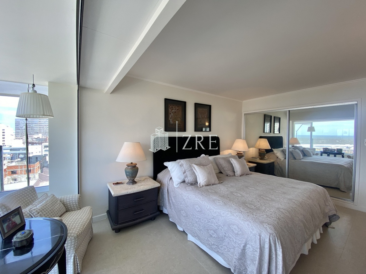 Apartamento ID.289 - Venta apartamento 3 dormitorios. Playa mansa, Punta del Este  