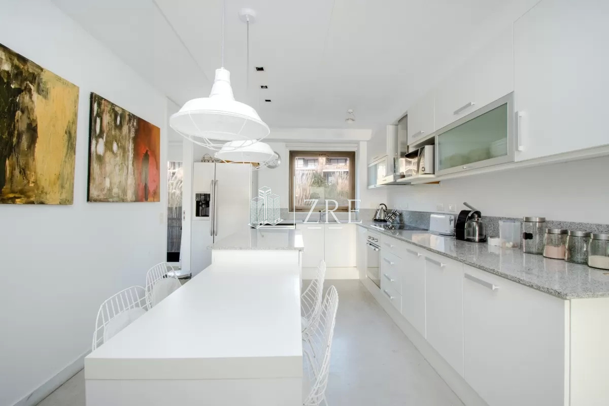 Apartamento ID.269 - Venta apartamento 3 dormitorios más dependencia Punta Ballena 