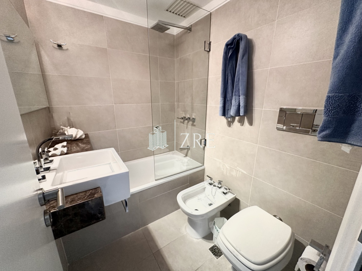 Apartamento ID.771 - Alquiler Apartamento 4 dormitorios
