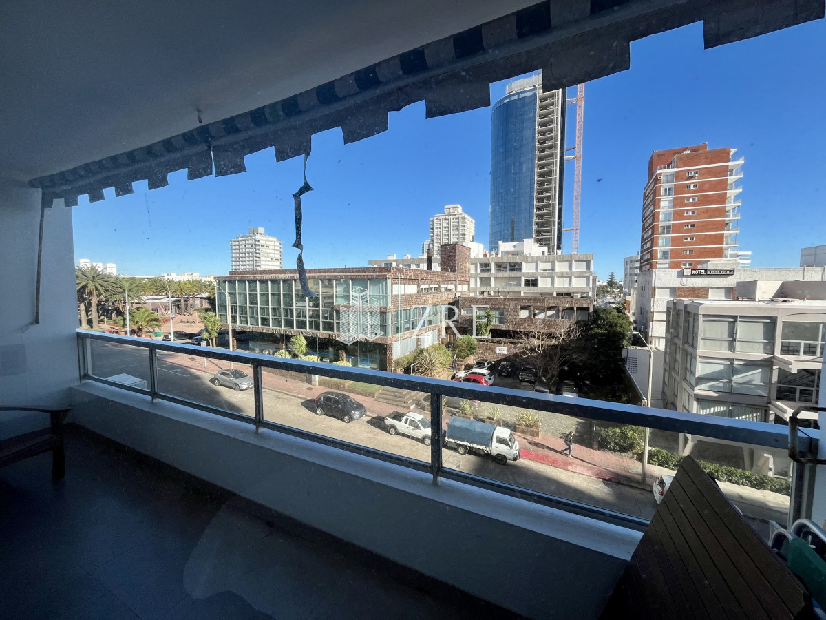 Apartamento ID.554 - Venta apartamento, Punta del este, Peninsula 