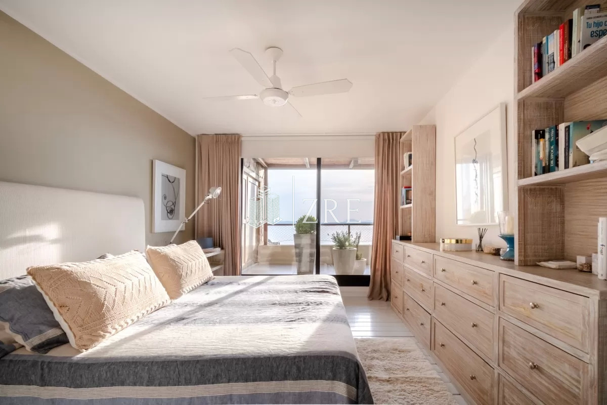 Apartamento ID.269 - Venta apartamento 3 dormitorios más dependencia Punta Ballena 
