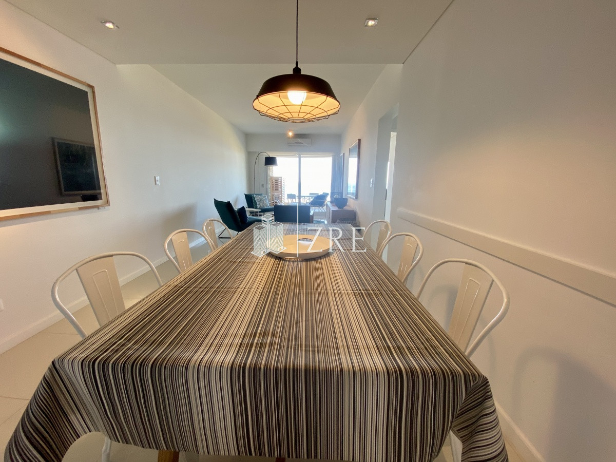 Apartamento ID.352 - Venta apartamento 2 dormitorios playa mansa Punta del Este 