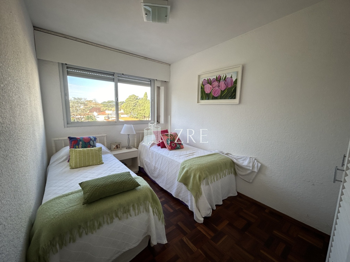 Apartamento ID.85 - Venta apartamento primera linea Punta del Este 3 dormitorios