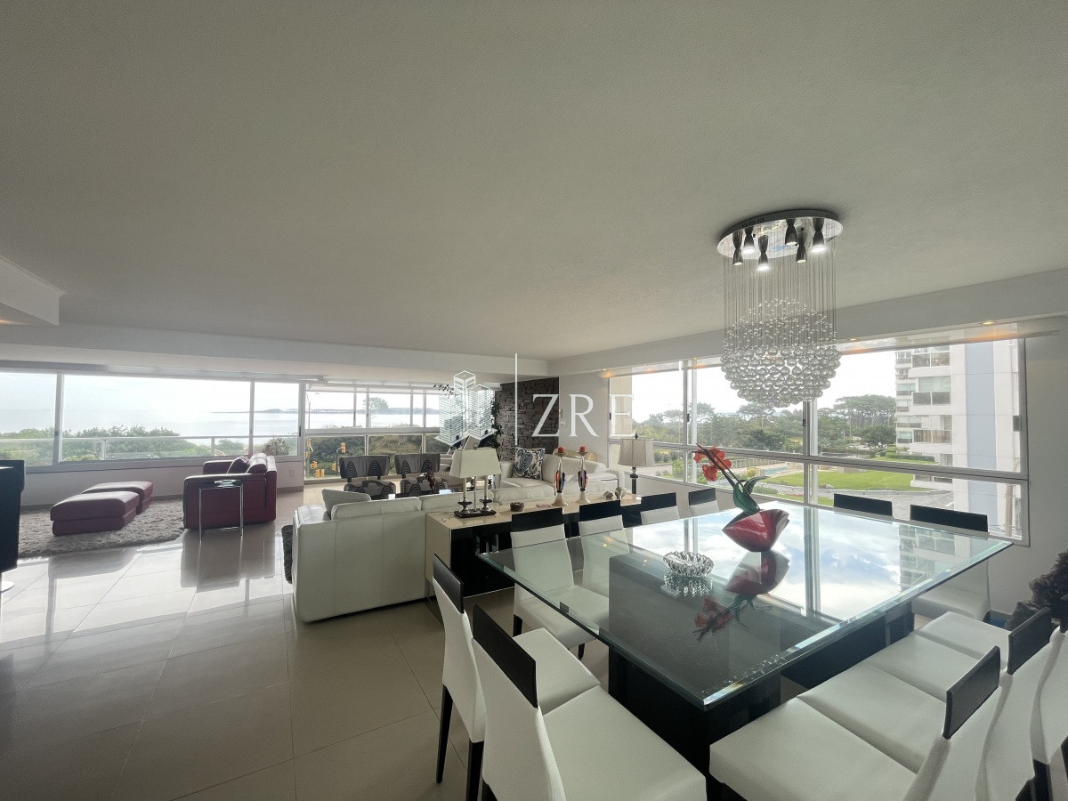 Apartamento ID.496 - Venta apartamento 3 dormitorios playa mansa Punta del Este