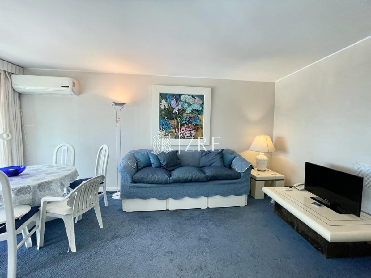 Apartamento ID.237 - Venta Departamento con espectacular vista a isla Gorriti