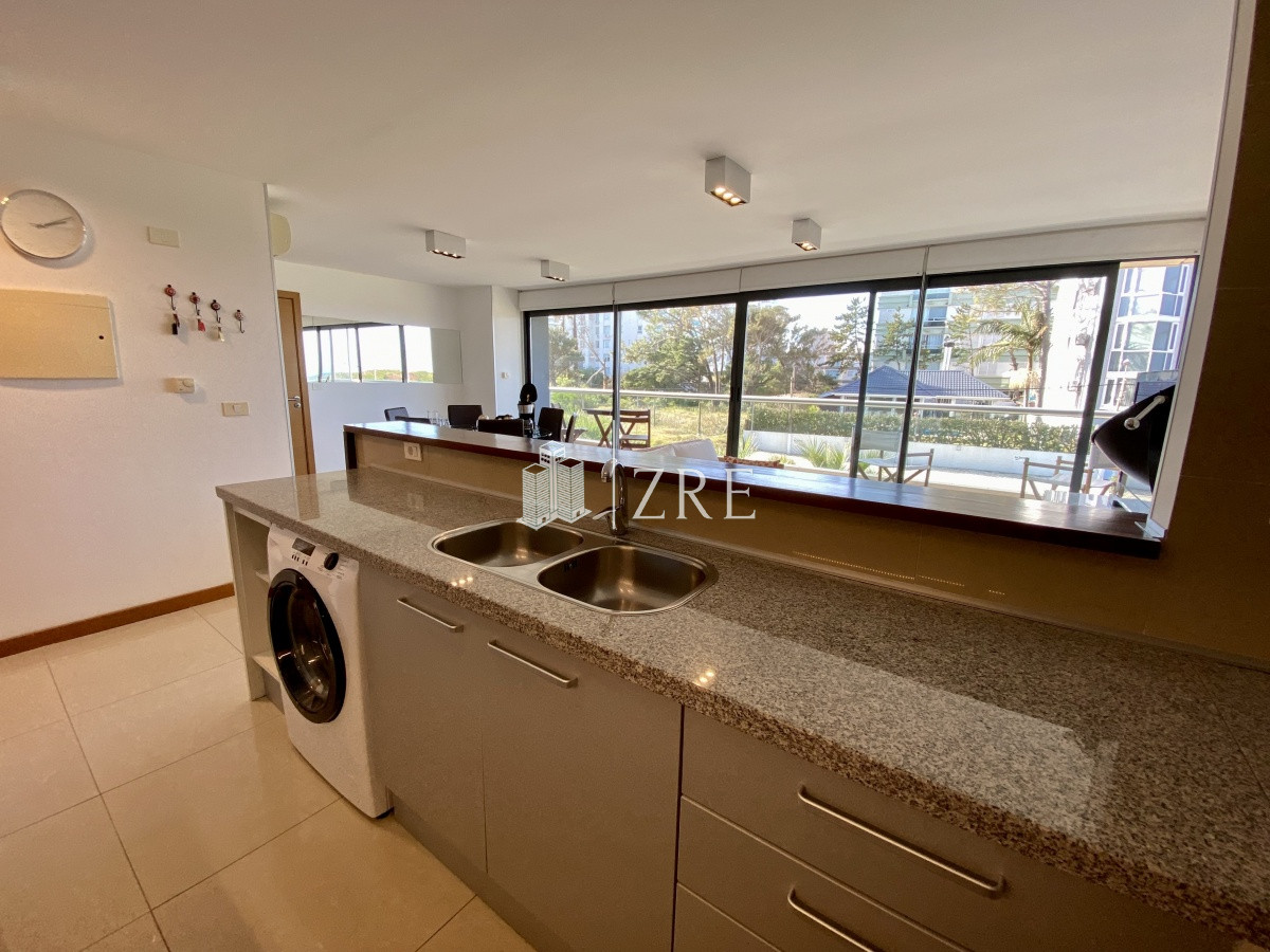 Apartamento ID.334 - Venta apartamento 2 dormitorios. Playa brava, Punta del Este