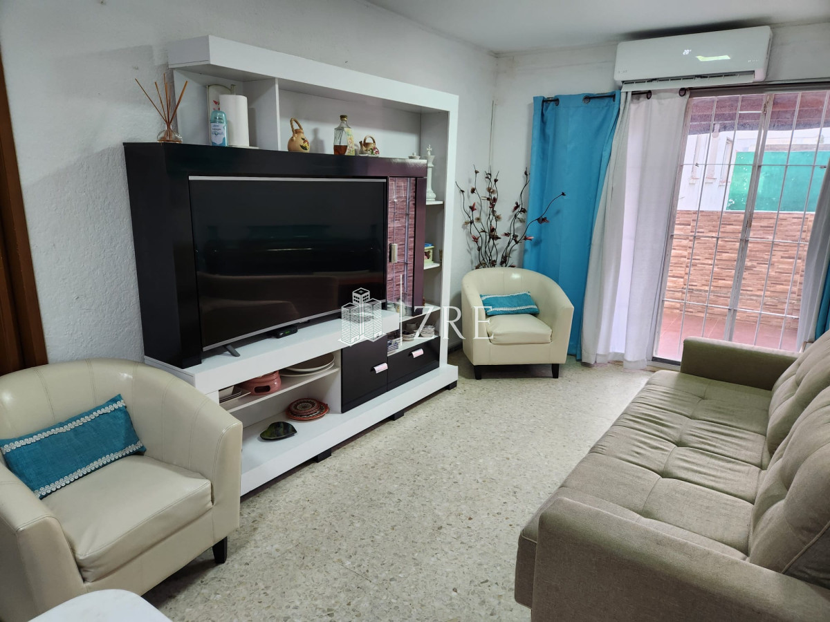 Apartamento ID.1037 - Venta apartamento 2 dormitorios. Península, Punta del Este. 