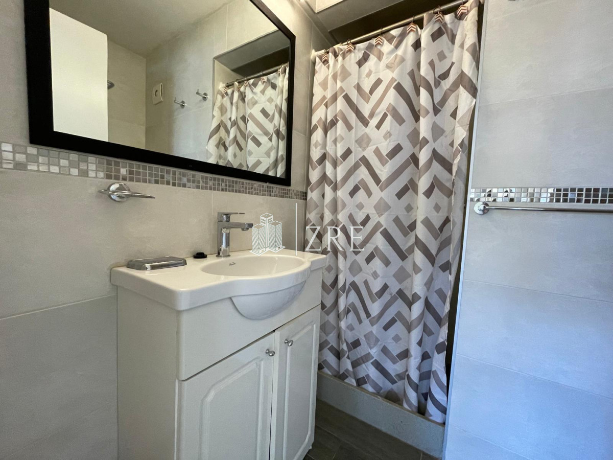 Apartamento ID.613 - Venta apartamento 3 dormitorios. Península, Punta del Este. 