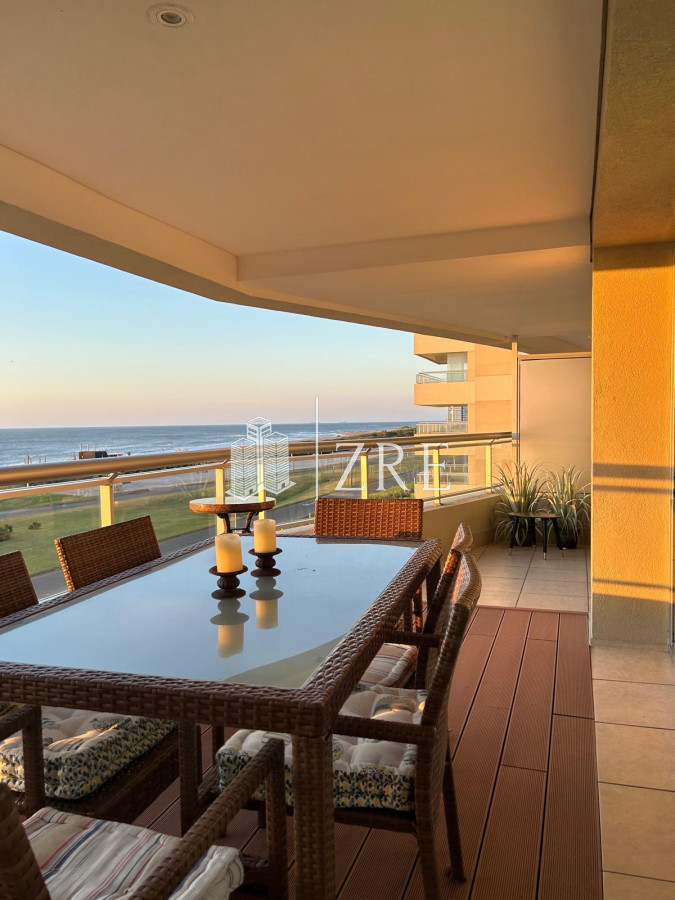 Apartamento ID.637 - Venta apartamento tres dormitorios