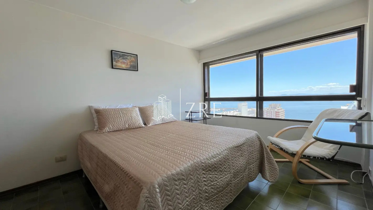 Apartamento ID.651 - Venta de apartamento cuatro dormitorios . Península, Punta Del Este
