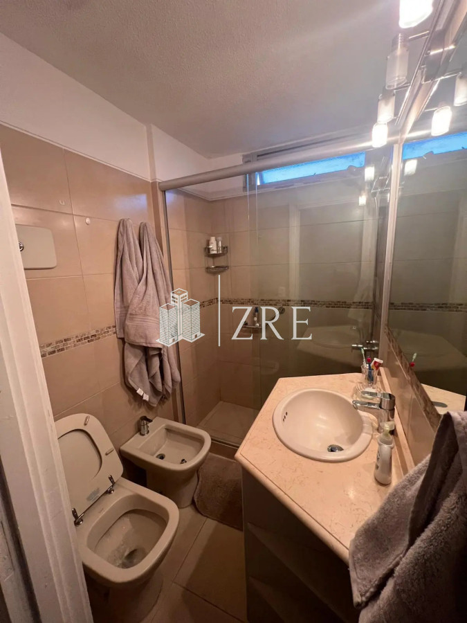 Apartamento ID.657 - Venta apartamento dos dormitorios. Playa mansa, Punta Del Este.
