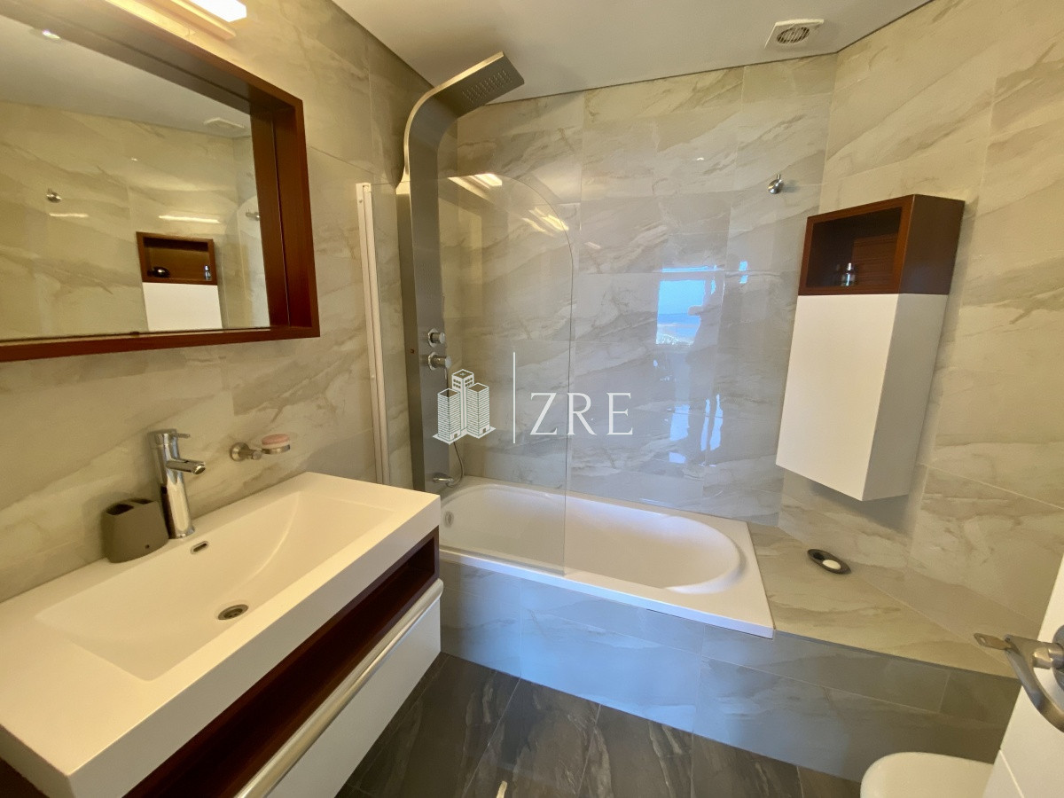 Apartamento ID.352 - Venta apartamento 2 dormitorios playa mansa Punta del Este 