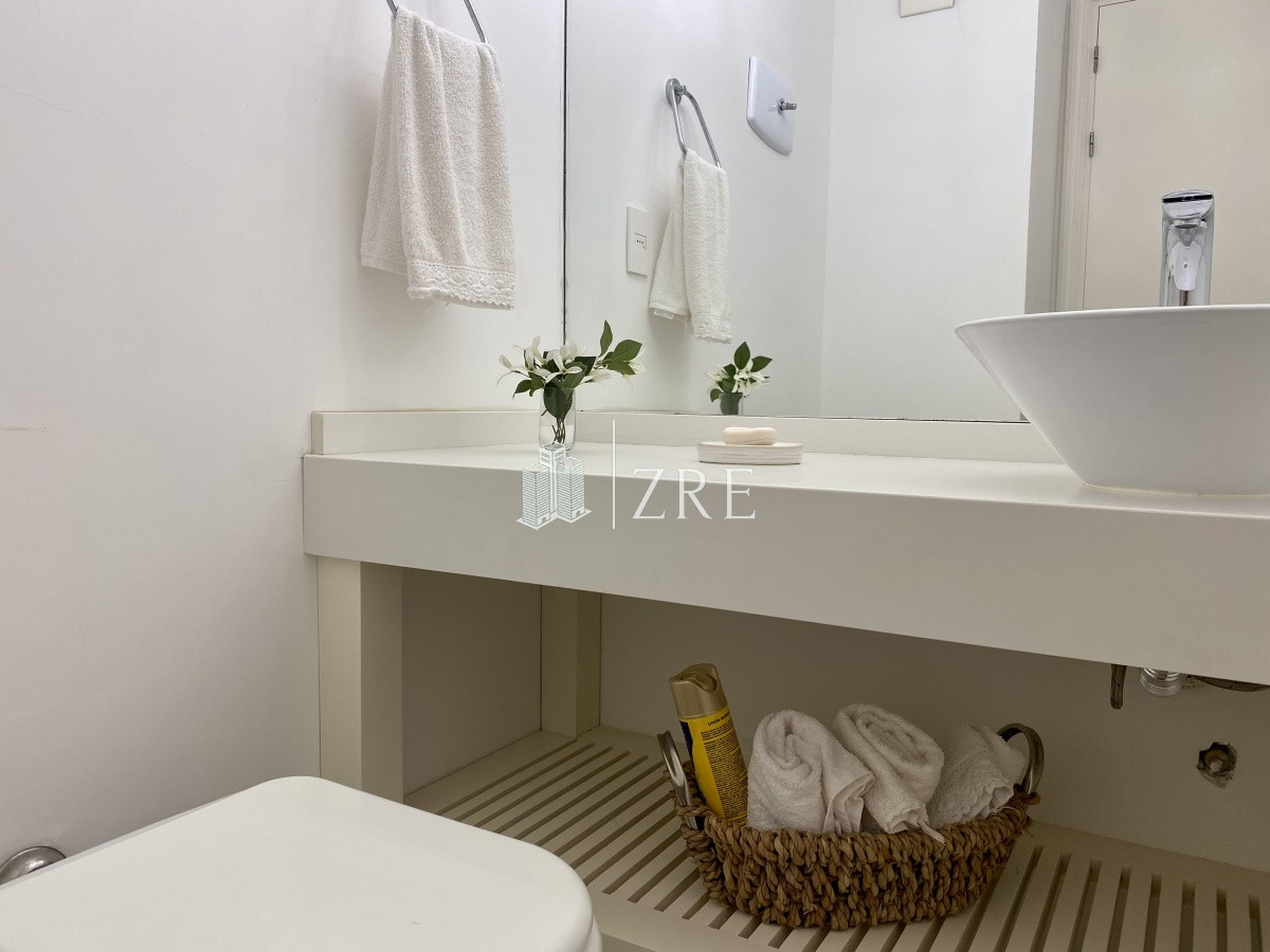 Apartamento ID.462 - Venta apartamento 4 dormitorios playa mansa Punta del Este