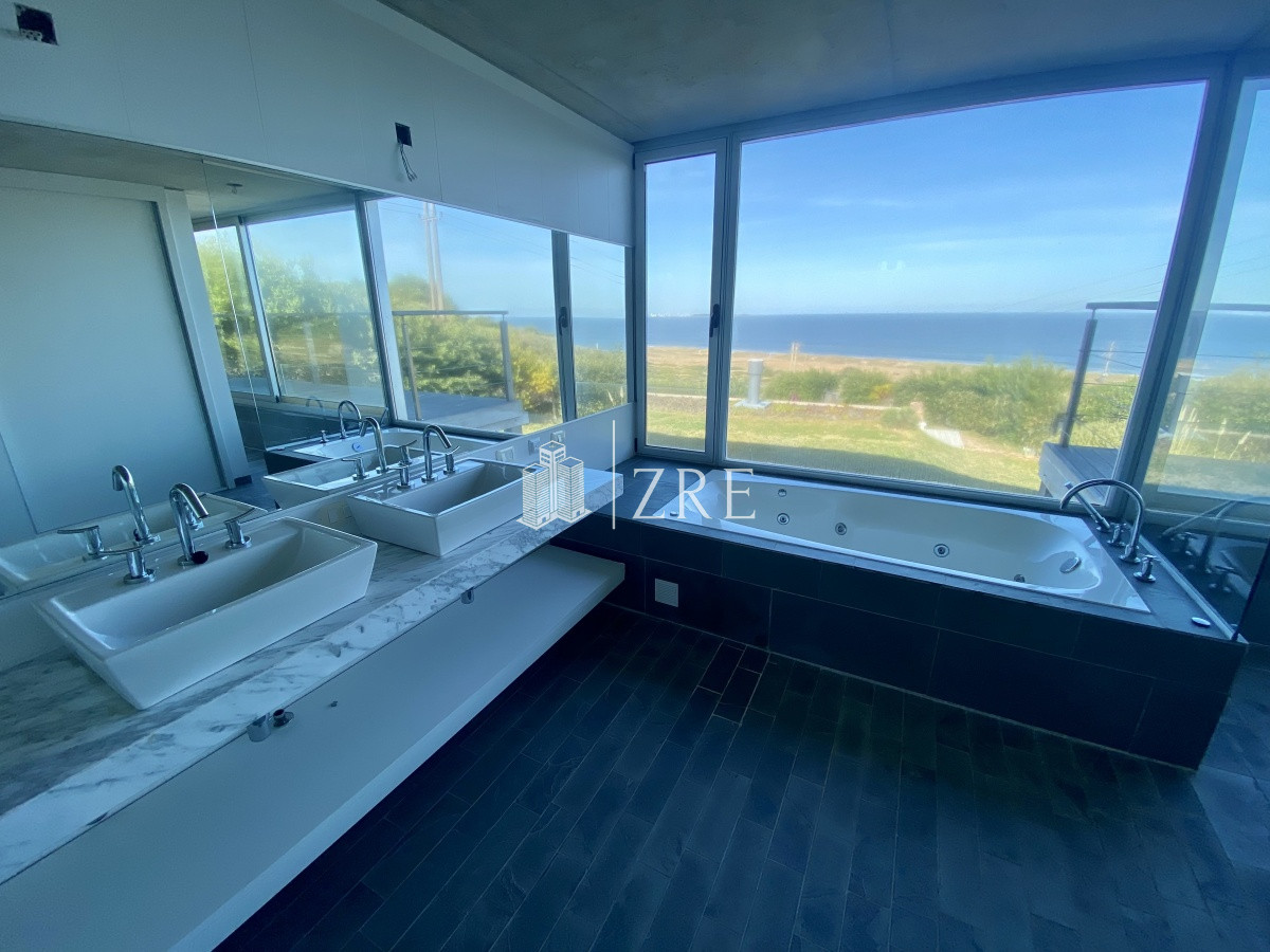 Apartamento ID.340 - Venta apartamento 3 dormitorios Punta del Este