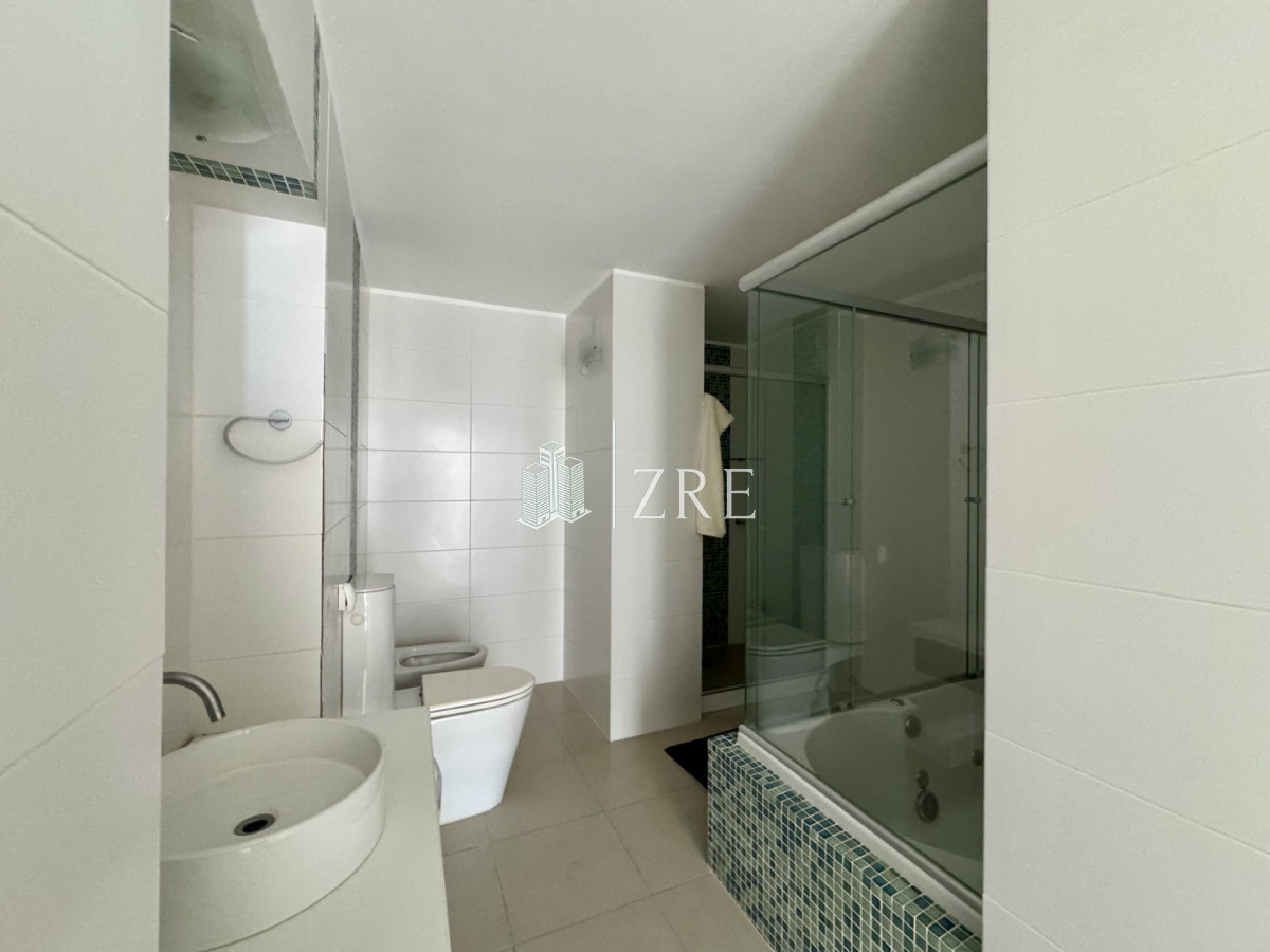 Apartamento ID.783 - Venta Penthouse 3 dormitorios Punta del Este