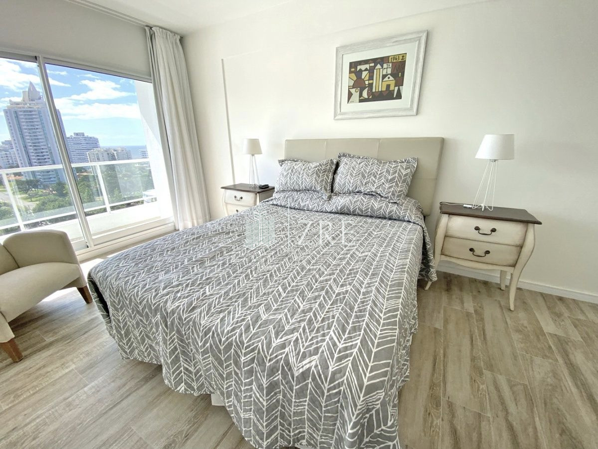Apartamento ID.163 - Venta apartamento 3 dormitorios. Aidy Grill, Punta del Este.  