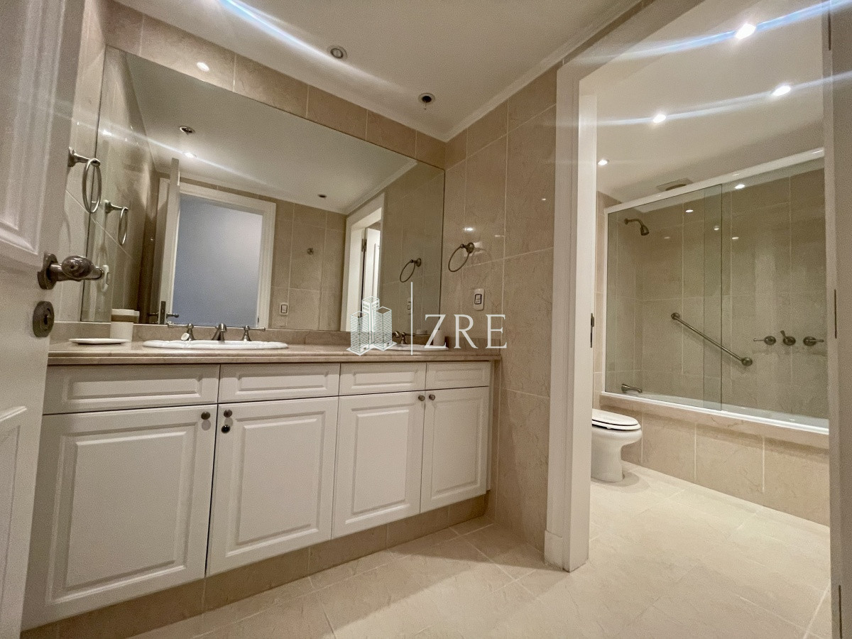 Apartamento ID.419 - Venta apartamento en playa mansa, primera línea, Punta del Este