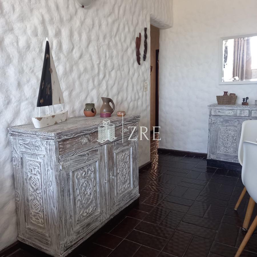Apartamento ID.611 - Venta apartamento 1 dormitorio y medio. Playa brava, Punta del Este. 