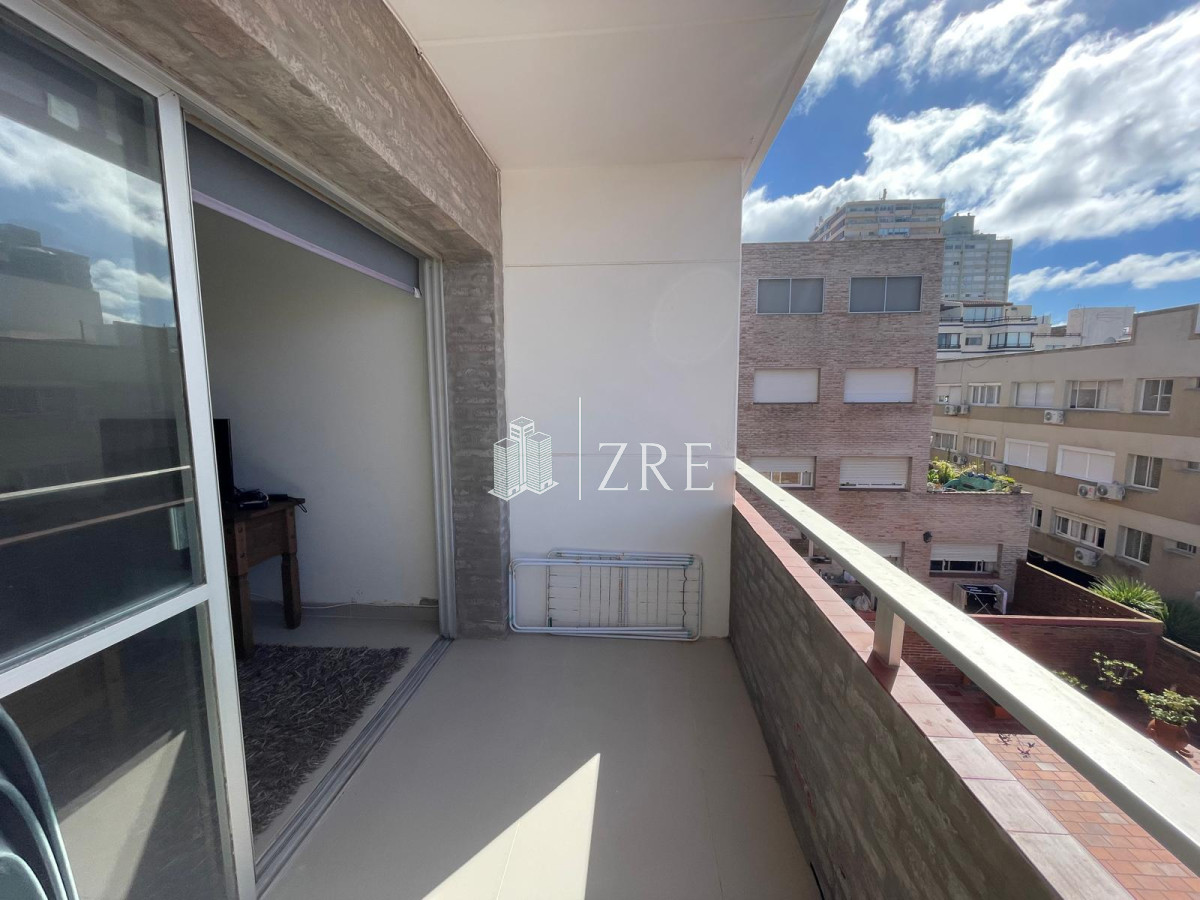 Apartamento ID.613 - Venta apartamento 3 dormitorios. Península, Punta del Este. 