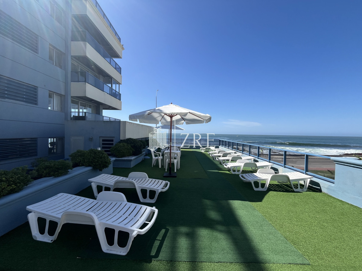 Apartamento ID.704 - Venta apartamento en Plena Península De Punta Del Este