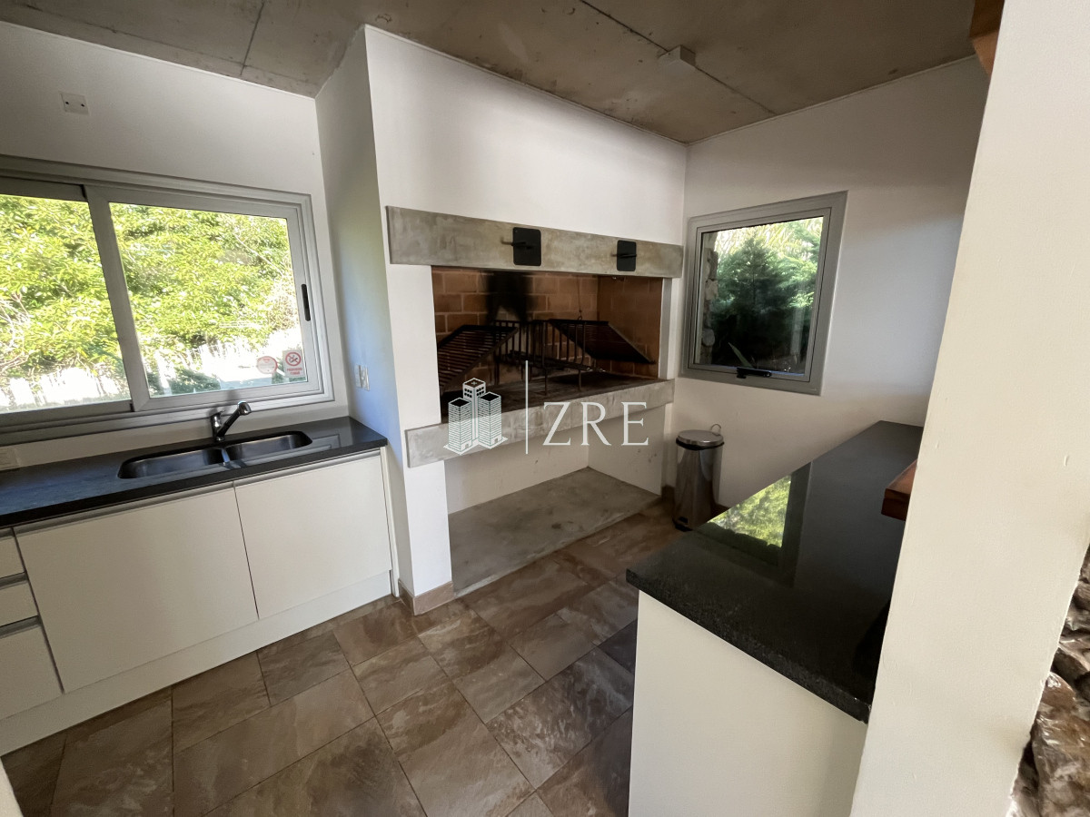 Apartamento ID.574 - Venta Apartamento Punta Ballena, Punta del este 