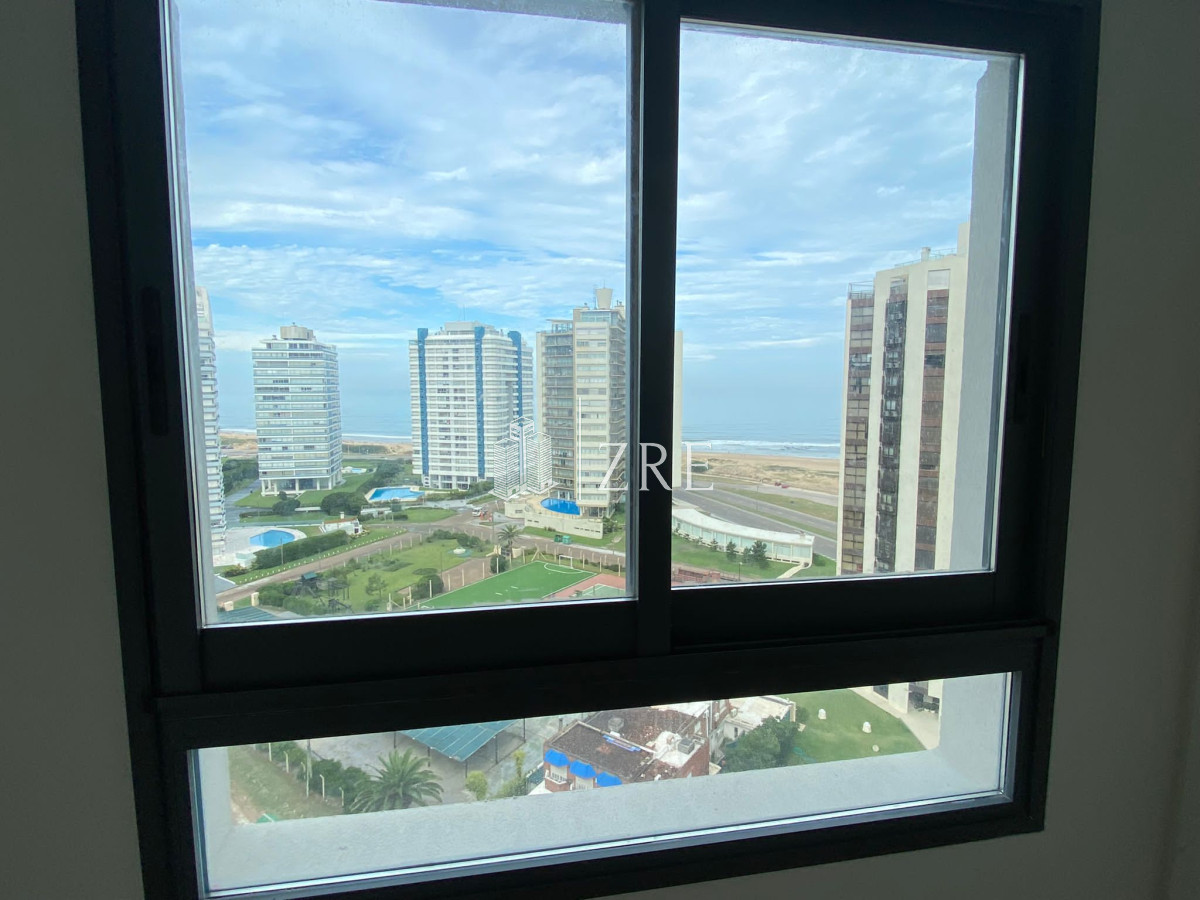 Apartamento ID.202 - Venta apartamento 2 dormitorios Punta del Este