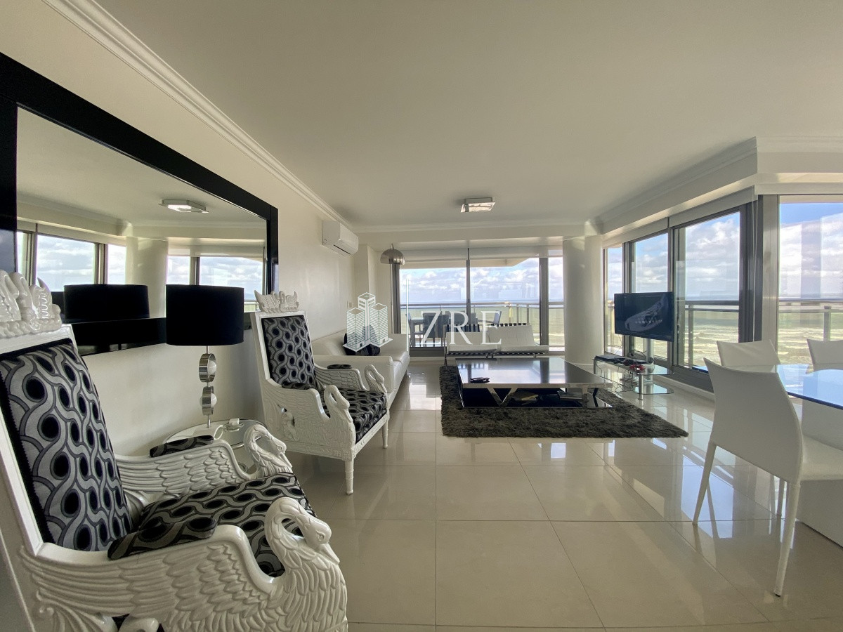 Apartamento ID.510 - Venta apartamento 3 dormitorios Imperiale I esquinero Punta del Este