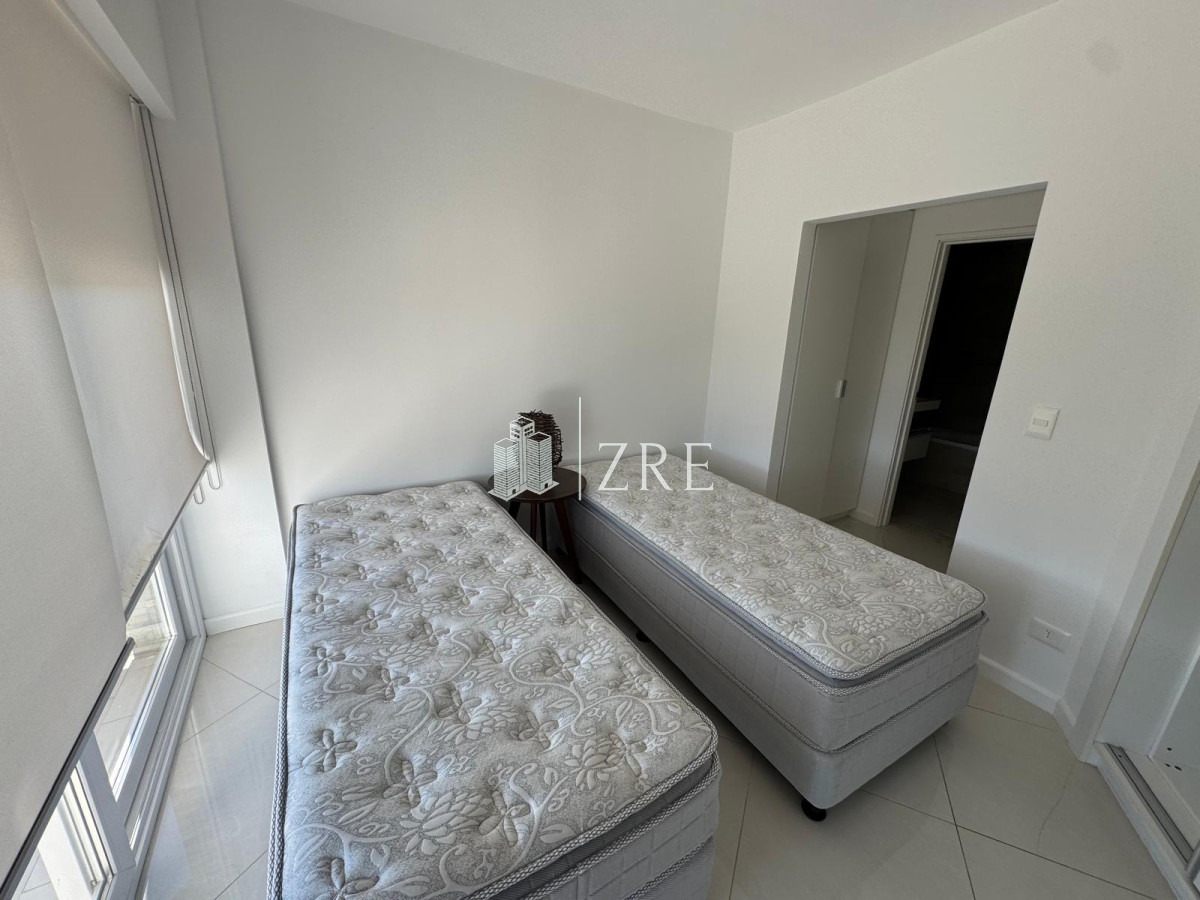 Apartamento ID.543 - Venta apartamento 2 dormitorios. Playa mansa, Punta del Este. 