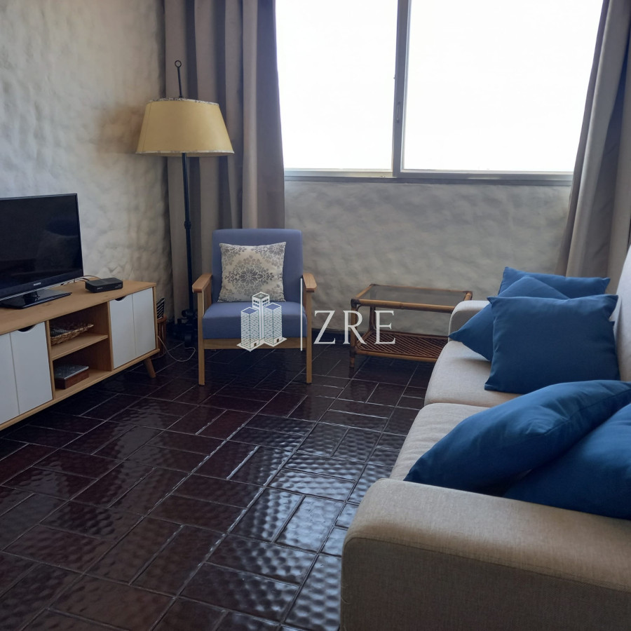 Apartamento ID.611 - Venta apartamento 1 dormitorio y medio. Playa brava, Punta del Este. 