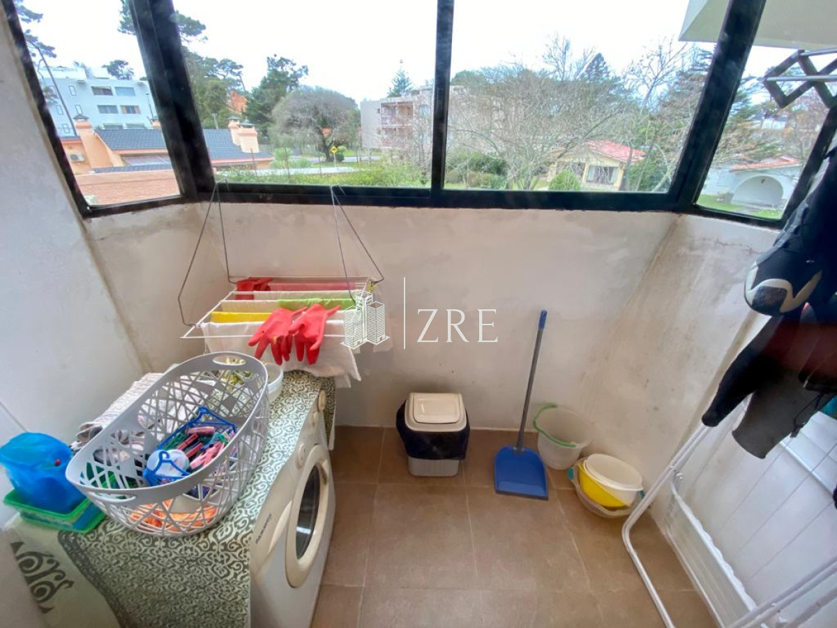 Apartamento ID.514 - Venta apartamento en playa mansa, Punta del Este