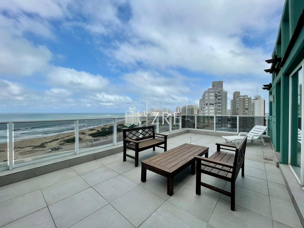 Apartamento ID.491 - Venta penthouse en primera linea de la Brava!