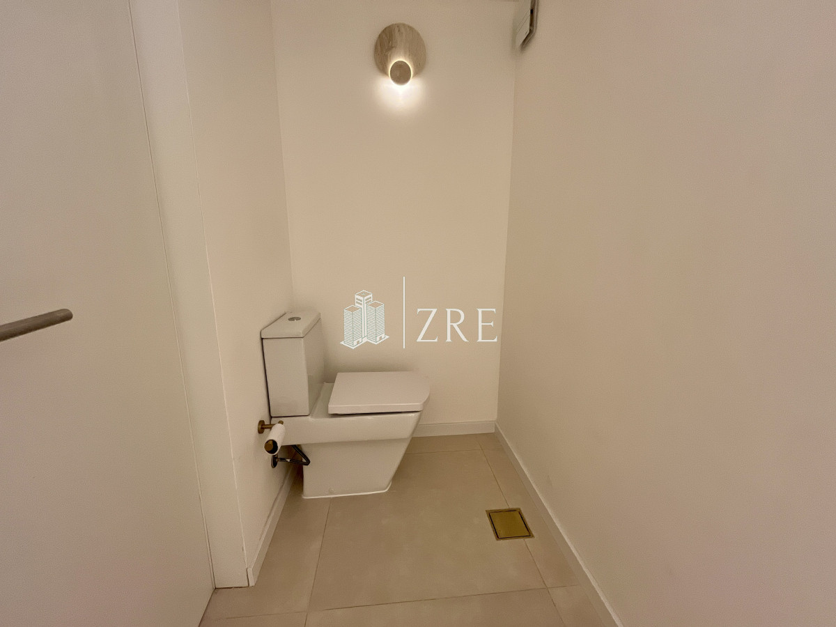 Apartamento ID.668 - Venta apartamento 4 dormitorios. Playa brava, Punta del Este 