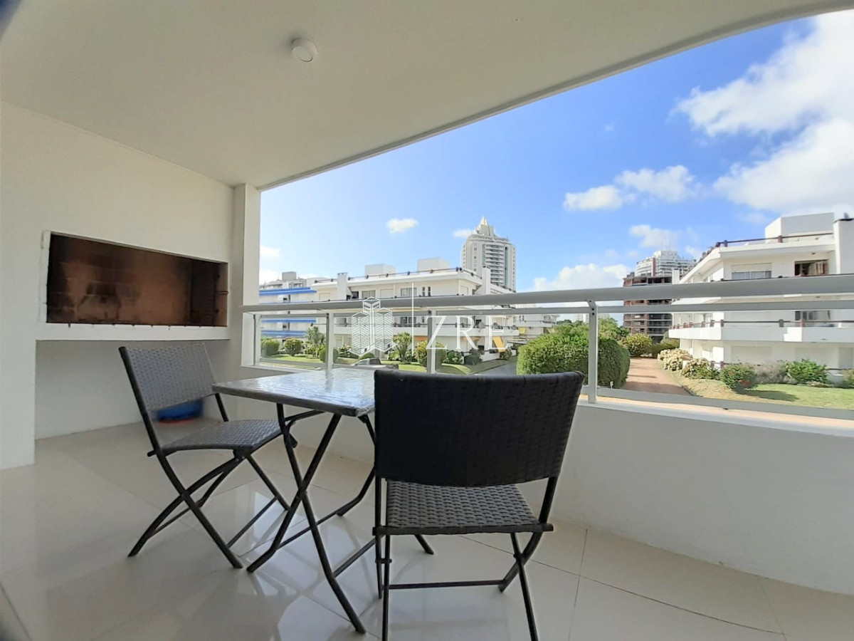 Apartamento ID.521 - Venta Departamento - 2 Dormitorios + Parrillero - Punta del Este 