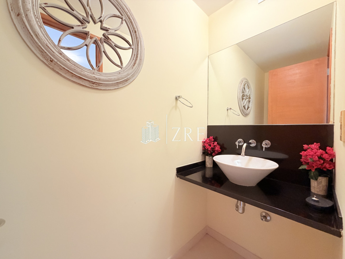 Apartamento ID.1264 - Venta apartamento 2 dormitorios. Playa mansa, Punta del Este 