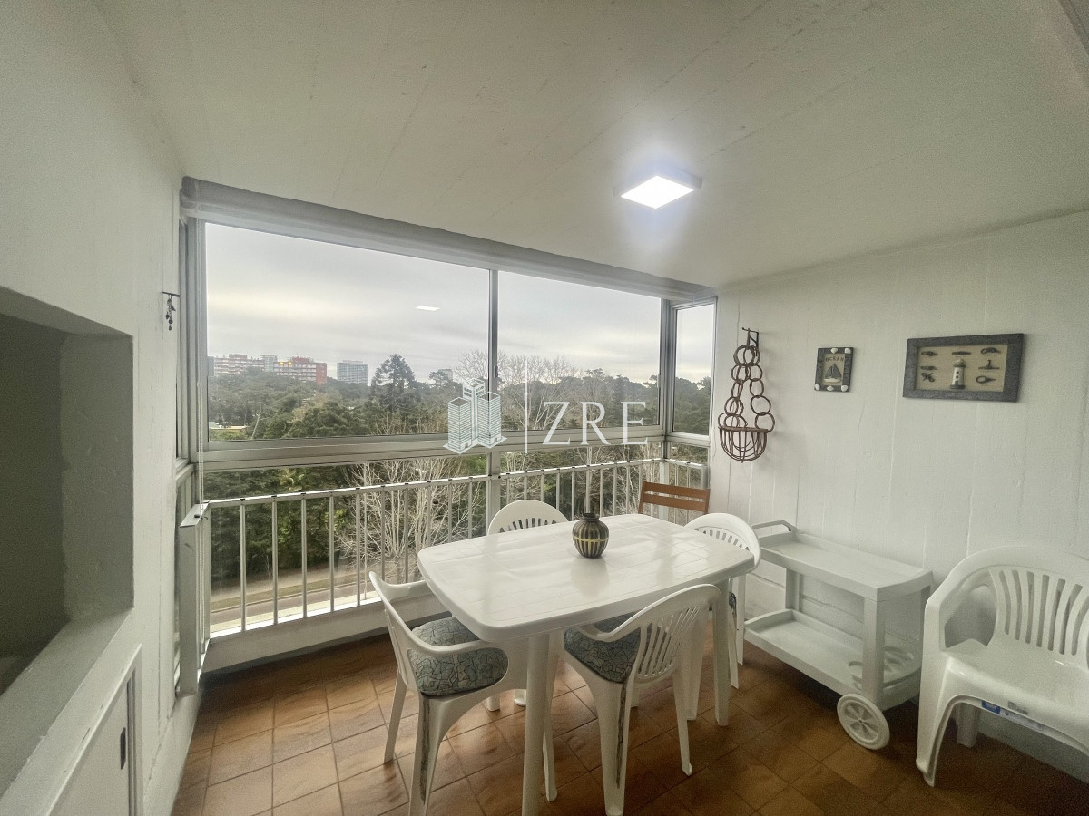 Apartamento ID.190 - Alquiler Departamento - 2 Dormitorios - Roosevelt 