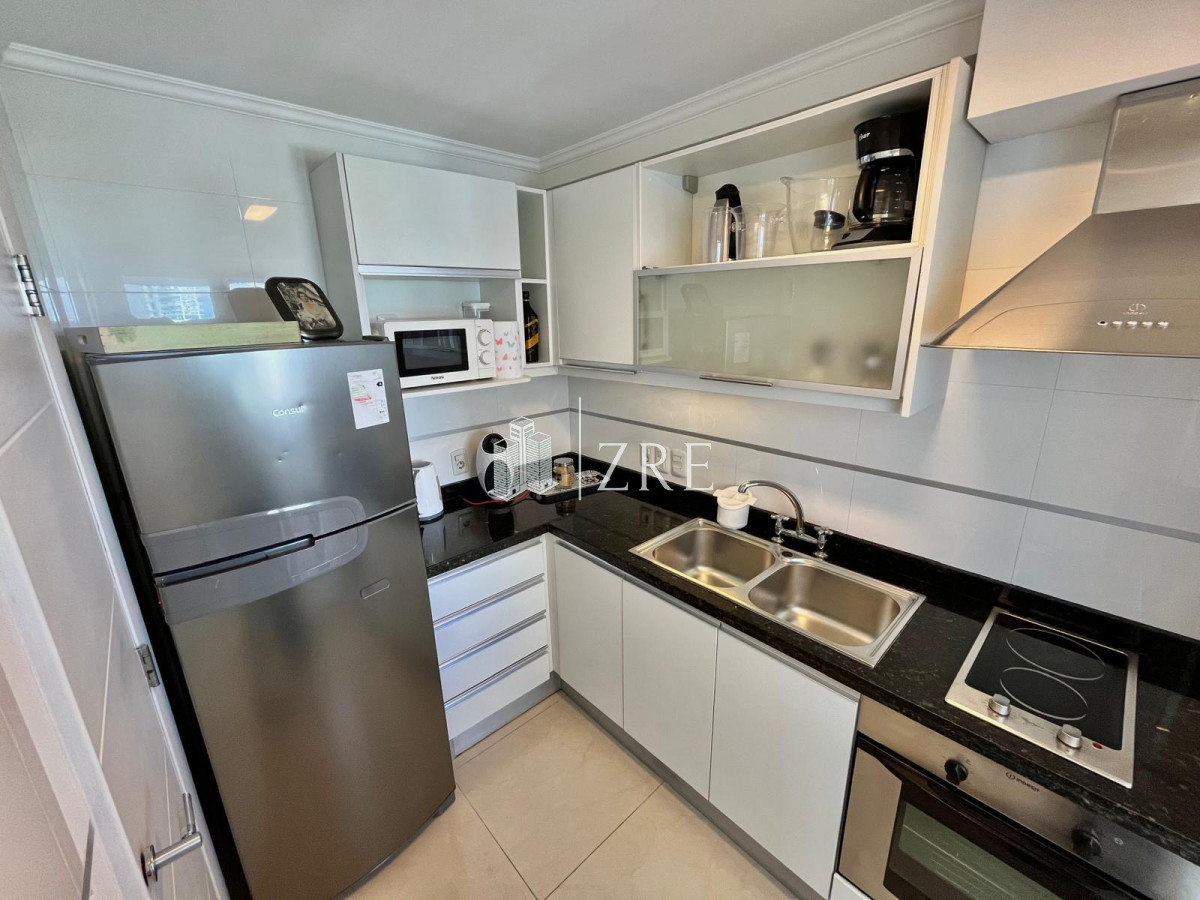 Apartamento ID.656 - Venta apartamento 2 dormitorios. Playa mansa, Punta del Este. 