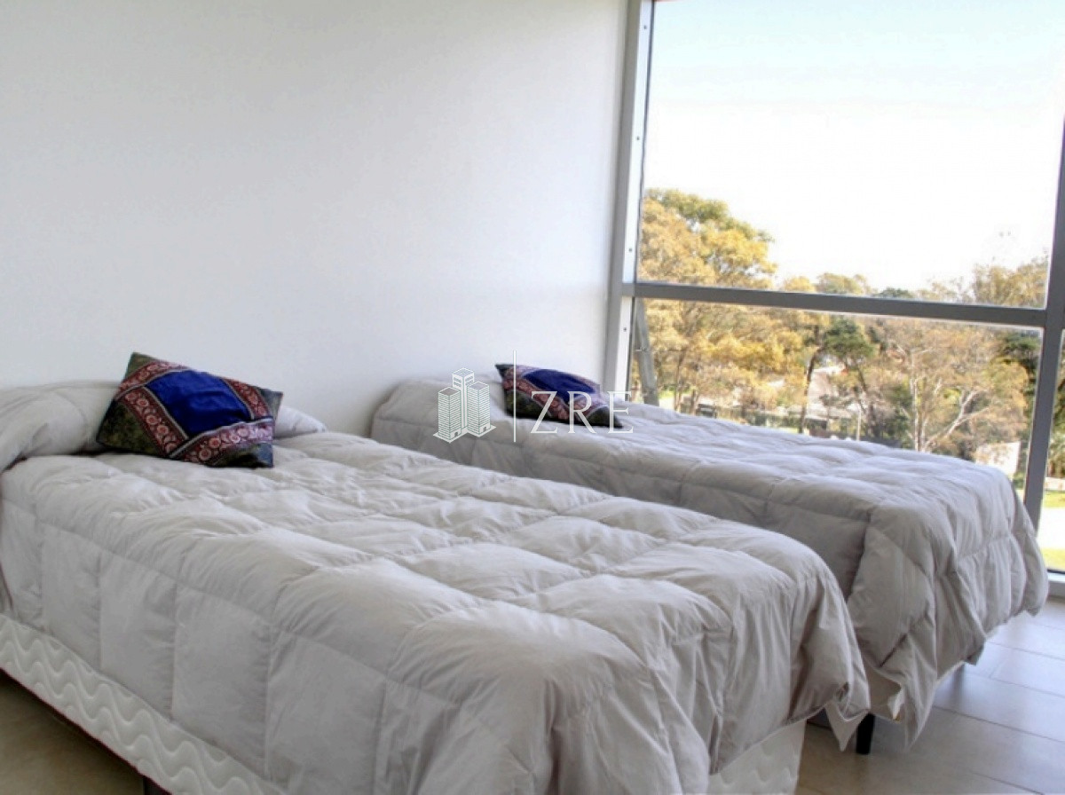 Apartamento ID.532 - Venta Penthouse en La Barra, Punta del Este