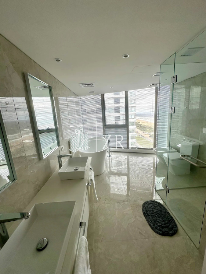 Apartamento ID.756 - Venta apartamento de lujo Punta del Este 3 dormitorios