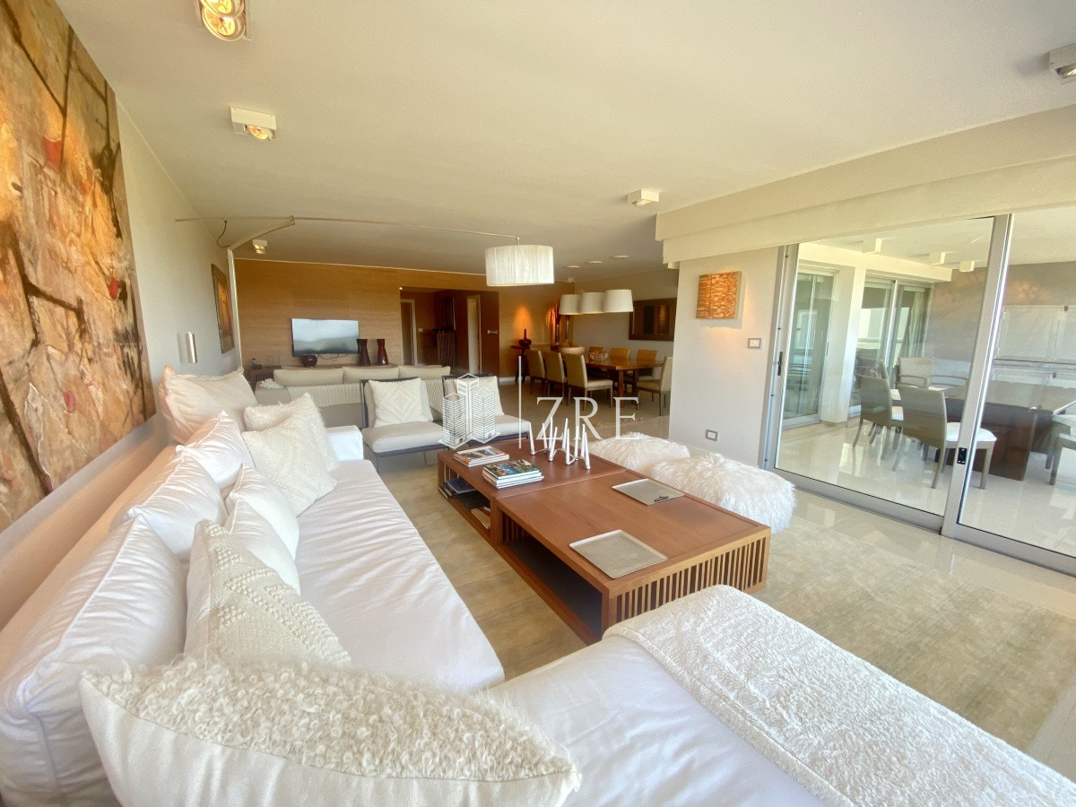 Apartamento ID.256 - Venta apartamento frente al mar 3 dormitorios