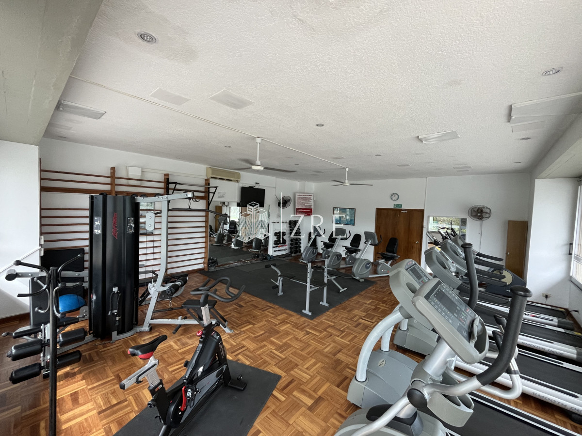 Apartamento ID.639 - Venta de apartamento tres dormitorios. 