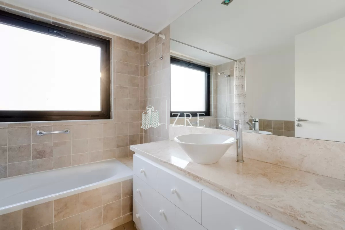 Apartamento ID.269 - Venta apartamento 3 dormitorios más dependencia Punta Ballena 