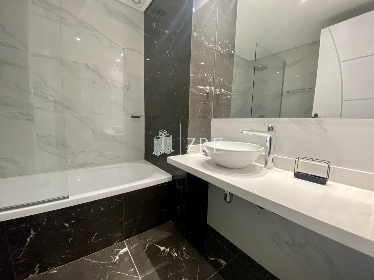 Apartamento ID.311 - Venta dos dormitorios playa mansa Punta del Este