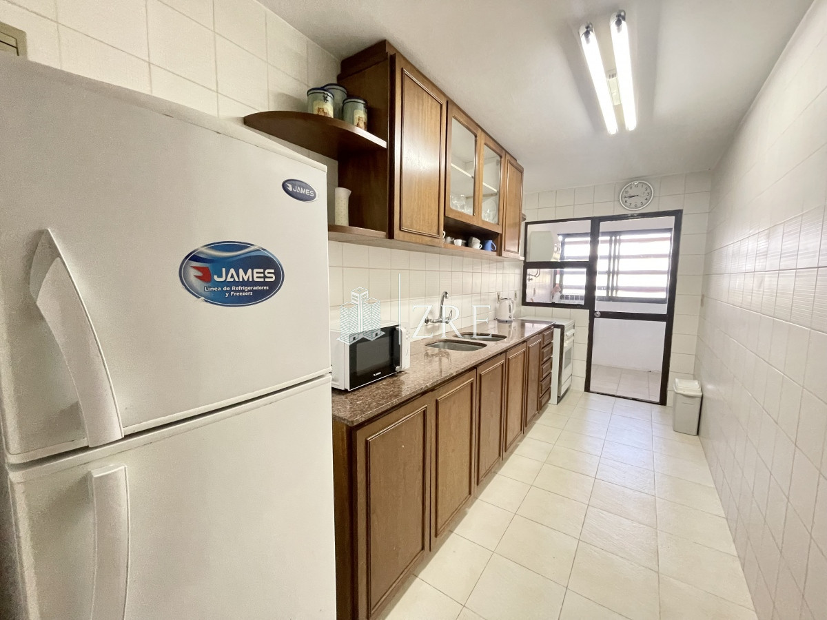 Apartamento ID.188 - Venta Oportunidad Departamento - 3 dormitorios - Playa Mansa - Punta Del Este