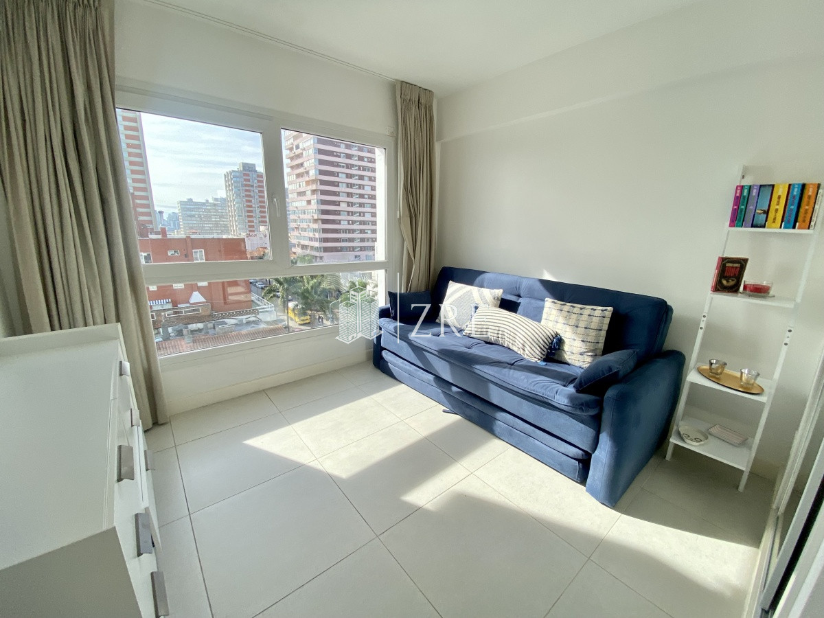 Apartamento ID.294 - Venta 2 dormitorios península Punta del Este.