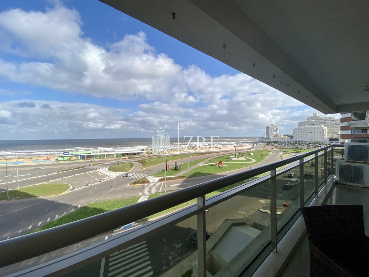 Apartamento ID.512 - Venta apartamento Imperiale, 3 dormitorios esquinero Punta del Este