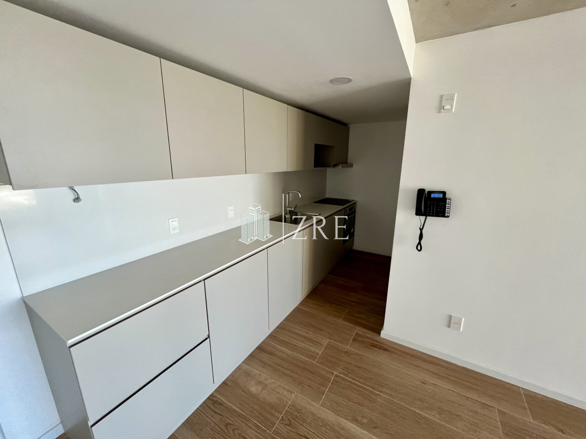 Apartamento ID.913 - Venta Apartamento, Playa Mansa, Punta Del Este 