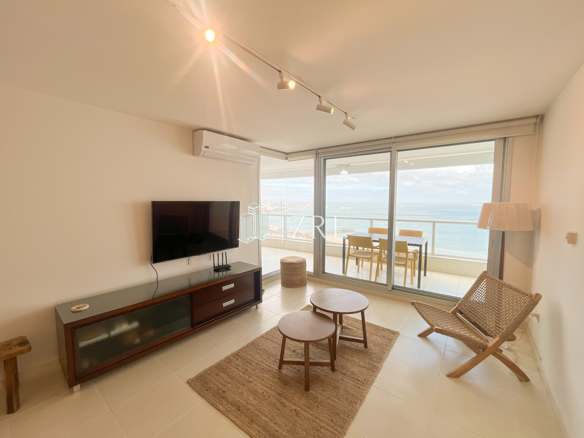 Apartamento ID.931 - Alquiler temporal, apartamento 2 dormitorios. Playa mansa, Punta del Este. 