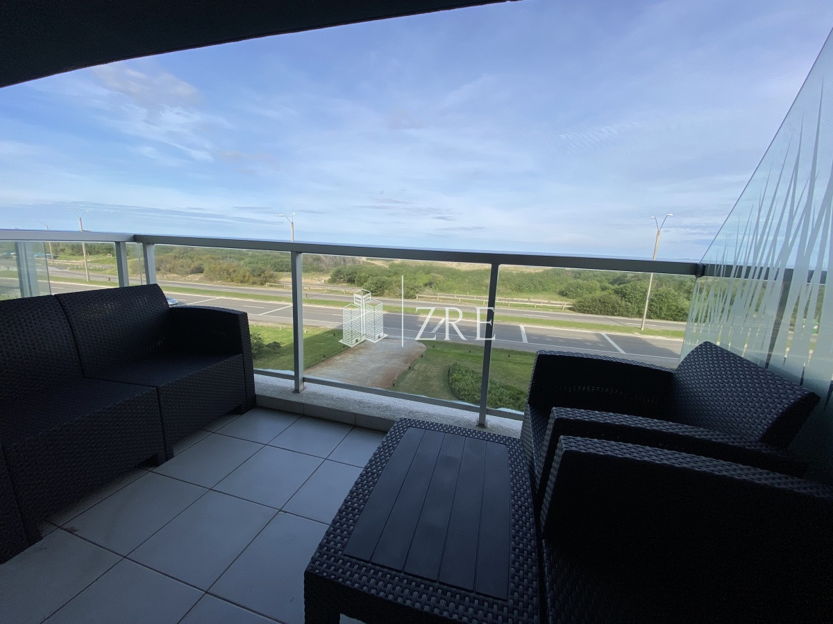 Apartamento ID.232 - Venta apartamento 3 dormitorios playa brava Punta del Este 